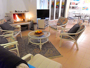 Wohnzimmer mit Kamin Wohnzimmer mit Kamin