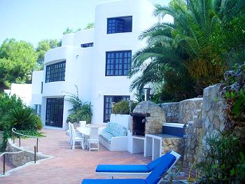 Designer-Villa im Süden Ibizas Designer-Villa im Süden Ibizas