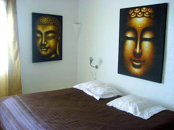 Schlafzimmer mit Doppelbett Schlafzimmer mit Doppelbett