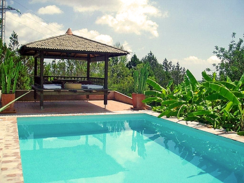 Finca mit Pool und Pavillon Finca mit Pool und Pavillon
