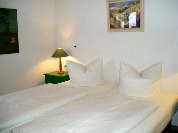 Schlafzimmer mit Klimaanlage Schlafzimmer mit Klimaanlage