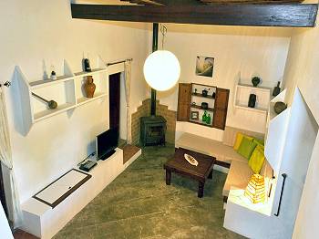 Wohnzimmer mit Sat-TV Wohnzimmer mit Sat-TV
