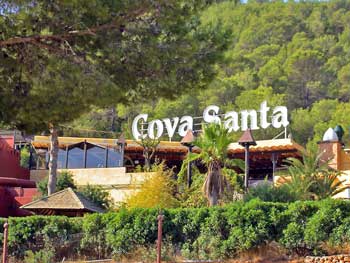 Tropfsteinhöhle Cova Santa Tropfsteinhöhle Cova Santa