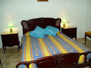 Schlafzimmer mit französischem Bett Schlafzimmer mit französischem Bett