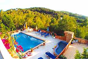 Pool mit Liegen Pool mit Liegen