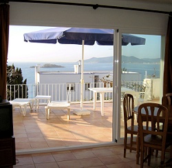 Terrasse der Ferienwohnung in Ibiza-Stadt