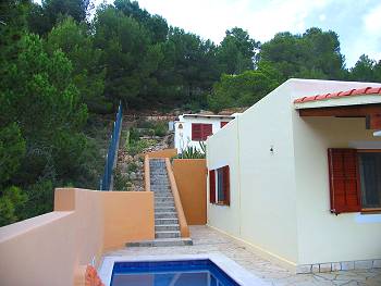 Ferienhaus bis 4 Personen mit Pool