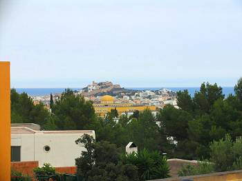 Ferienhaus mit Blick auf Ibiza-Stadt