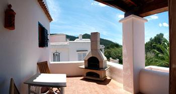 Terrasse mit Grill 