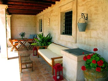 Überdachte Terrasse