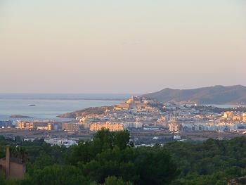 Blick auf Eivissa und die Altstadt Blick auf Eivissa und die Altstadt