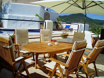 Möblierte Terrasse