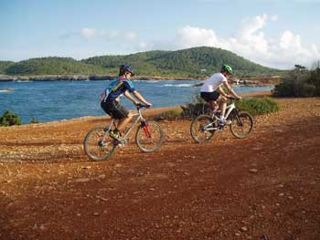 Mountainbike-Tour auf Ibiza Mountainbike-Tour auf Ibiza
