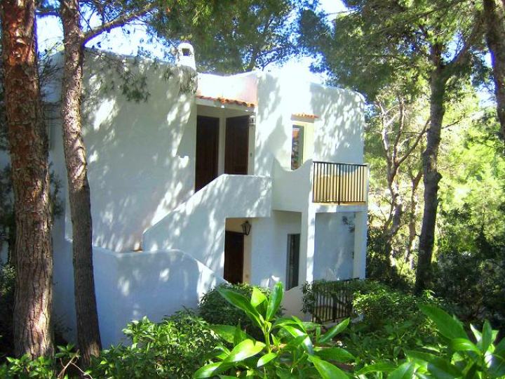 Ibiza Urlaub am Meer - Apartment an der Cala Vadella — Apartment