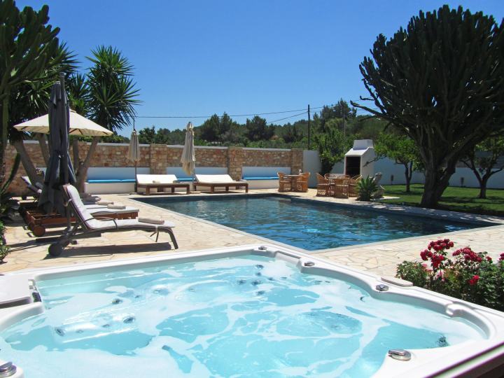 Finca Ibiza mit Pool bei Sant Rafael — Finca
