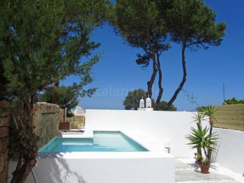 Strandnahes Haus mit Pool