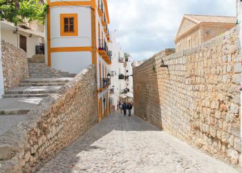 Gasse in der Altstadt von Eivissa