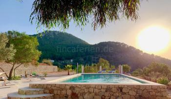 Ferienhaus mit Pool bei Sant Josep