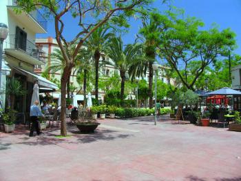 Ibiza Stadt - Plaza del Parque