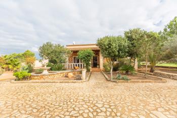 Finca für 6 Personen mit Pool
