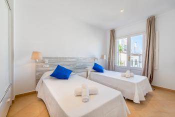 Schlafzimmer mit Klimaanlage