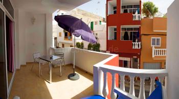 Apartment mit Balkon und Meerblick in Alcalá