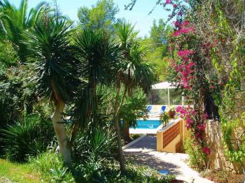 Ferienwohnung mit Klimaanlage und Pool Ferienwohnung mit Klimaanlage und Pool